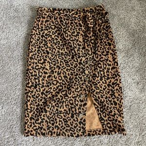 LEOPARD PRINT MIDI SKIRT
